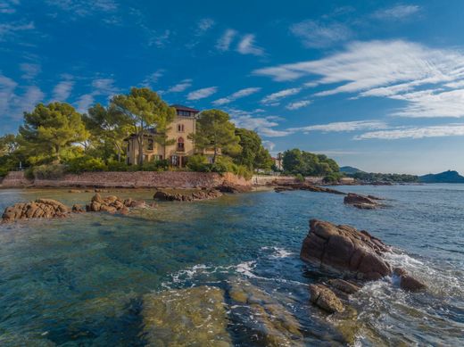 Villa in Saint-Raphaël, Var
