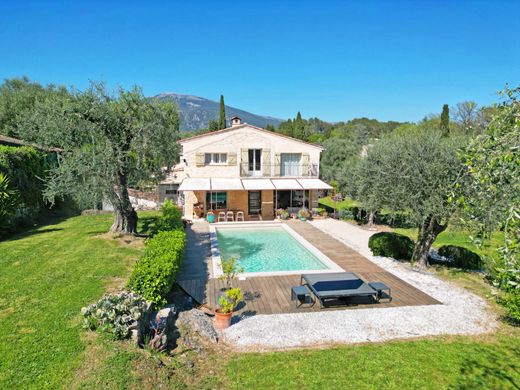 Villa in Le Rouret, Alpes-Maritimes