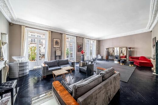 Apartment / Etagenwohnung in Monceau, Courcelles, Ternes, Paris