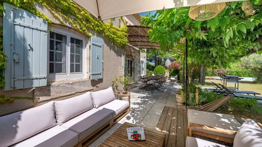 Villa in Paradou, Bouches-du-Rhône