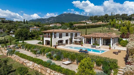 Villa in Roquefort-les-Pins, Alpes-Maritimes