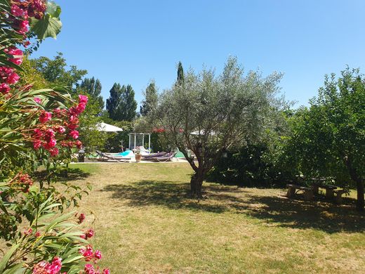 Villa a Uzès, Gard