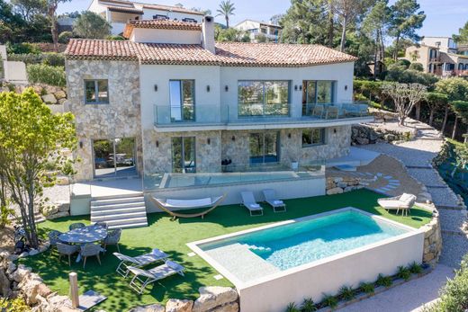 Villa in Mandelieu-la-Napoule, Alpes-Maritimes