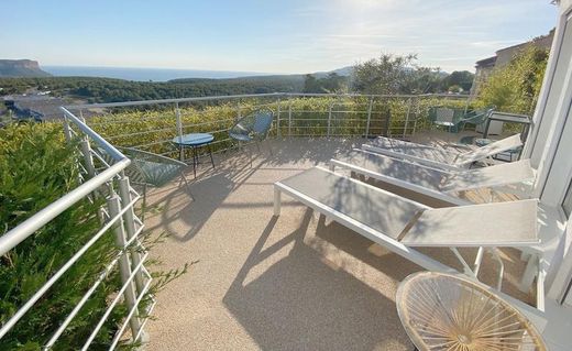 Villa en Carnoux-en-Provence, Bocas del Ródano