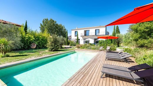 Villa Paradou, Bouches-du-Rhône