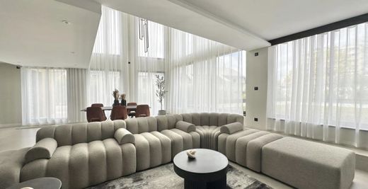 Sèvres, Hauts-de-Seineのヴィラ