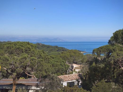 Land in Saint-Tropez, Var