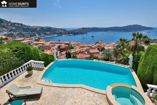 Villefranche-sur-Mer, Alpes-Maritimesのヴィラ