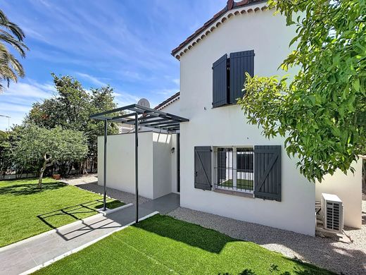 Villa in Cannes, Alpes-Maritimes