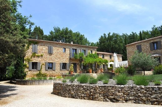 Willa w Gordes, Vaucluse