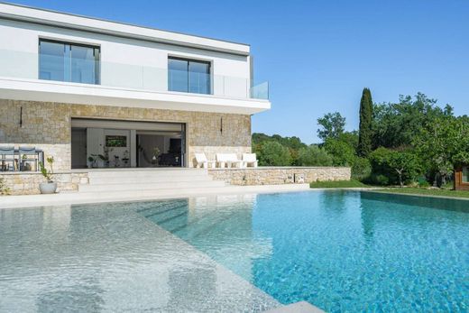 Villa in Valbonne, Alpes-Maritimes