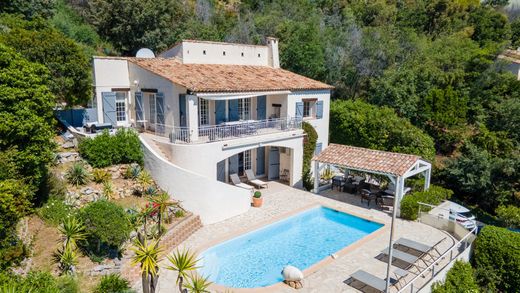 Villa en Mandelieu-la-Napoule, Alpes Marítimos