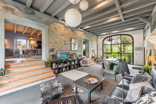 Willa w Ballaison, Haute-Savoie