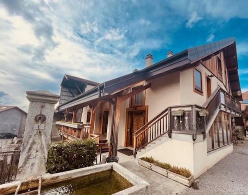 Villa a Champanges, Alta Savoia