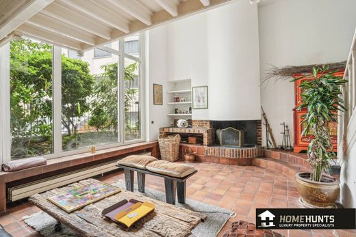 Βίλα σε Montmartre, Abbesses, Grandes-Carrières, Paris