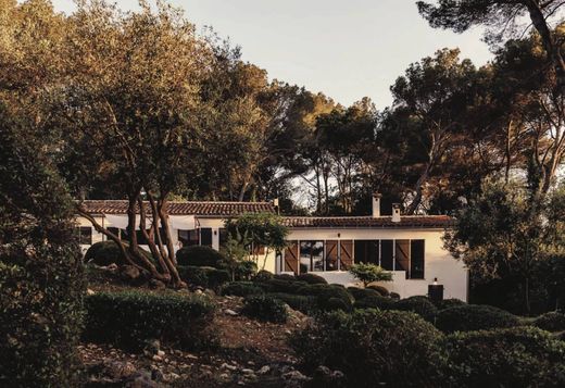 Villa in La Colle-sur-Loup, Alpes-Maritimes