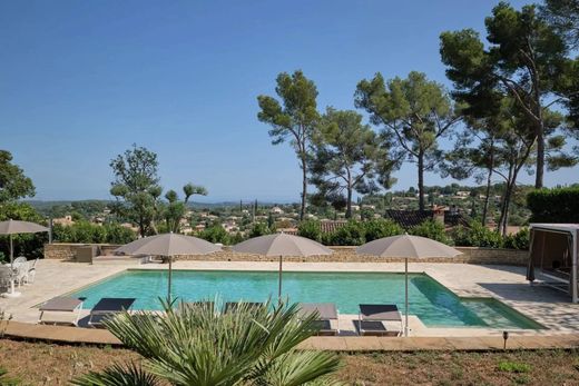 Villa in Le Rouret, Alpes-Maritimes