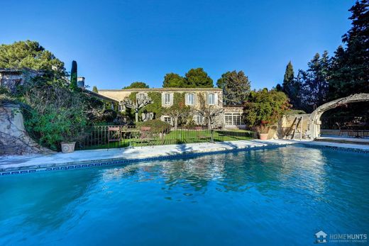 Villa in Saint-Rémy-de-Provence, Bouches-du-Rhône