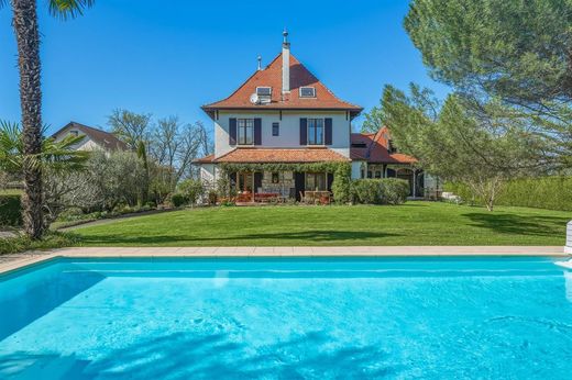 Villa in Thonon-les-Bains, Haute-Savoie