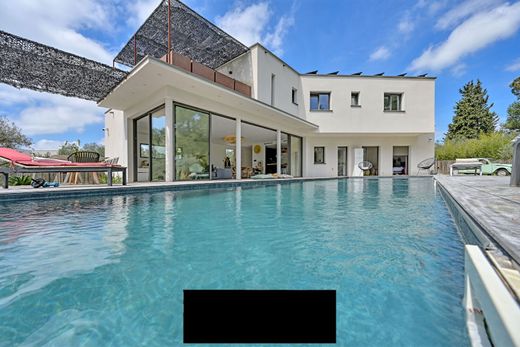 Sommières, Gardのヴィラ