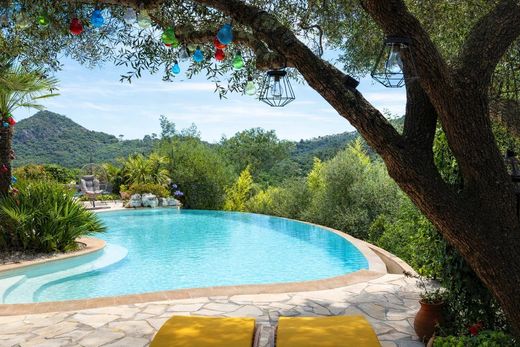 Villa in Mandelieu-la-Napoule, Alpes-Maritimes