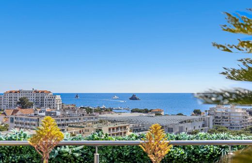 Apartment in Juan-les-Pins, Alpes-Maritimes
