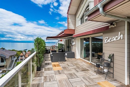 Piso / Apartamento en Évian-les-Bains, Alta Saboya