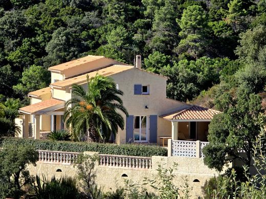 Villa à Rayol-Canadel-sur-Mer, Var