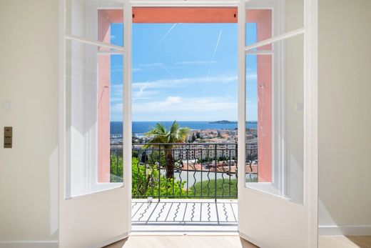 Piso / Apartamento en Beaulieu-sur-Mer, Alpes Marítimos