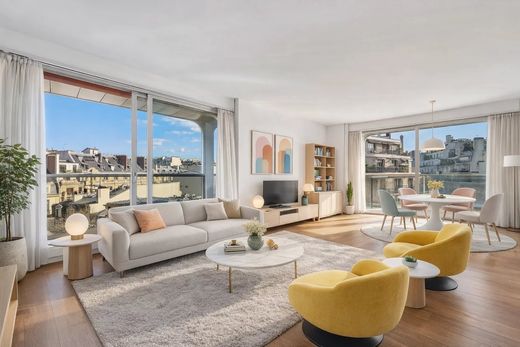 Apartment / Etagenwohnung in Paris, Île-de-France