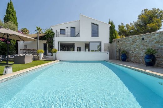 Villa in Sanary-sur-Mer, Var