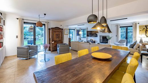 Villa in Eygalières, Bouches-du-Rhône