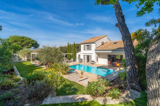 Villa in Six-Fours-les-Plages, Var