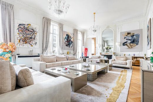 Apartment in Monceau, Courcelles, Ternes, Paris