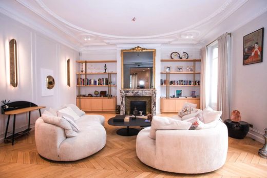 Apartment in Paris, Île-de-France