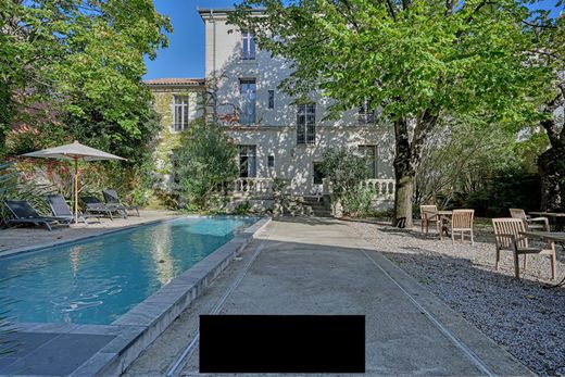 Nîmes, Gardのヴィラ