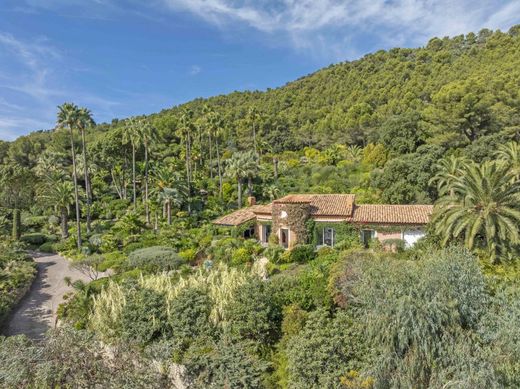 Βίλα σε Carqueiranne, Var