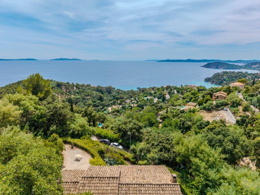 Villa a Rayol-Canadel-sur-Mer, Var