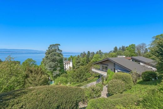 Villa a Thonon-les-Bains, Alta Savoia