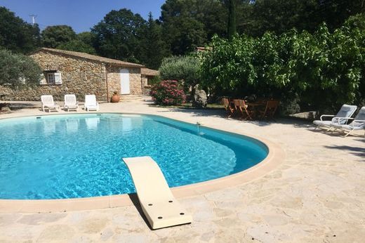 Βίλα σε Callas, Var