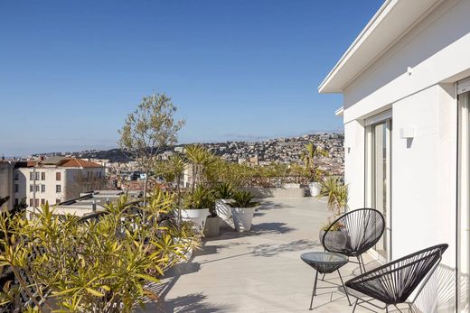 ﺷﻘﺔ ﻓﻲ نيس, Alpes-Maritimes