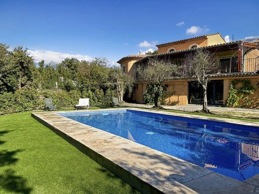 Villa in Saint-Cézaire-sur-Siagne, Alpes-Maritimes