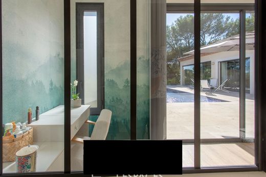 Villa in Nages-et-Solorgues, Gard