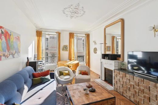 Apartment / Etagenwohnung in Paris, Île-de-France