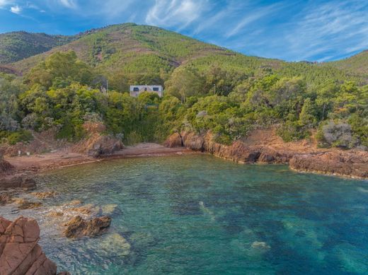 ﻓﻴﻼ ﻓﻲ Saint-Raphaël, Var