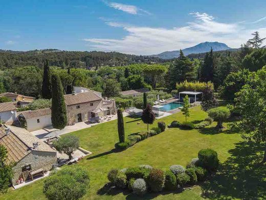 Villa in Aix-en-Provence, Bouches-du-Rhône