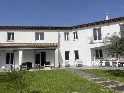 Villa in Salernes, Var