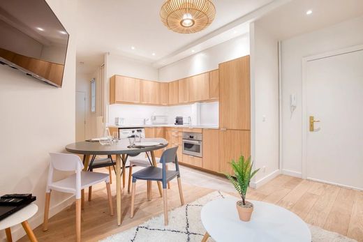 Apartament w Monceau, Courcelles, Ternes, Paris