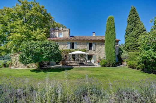 Villa à Trets, Bouches-du-Rhône