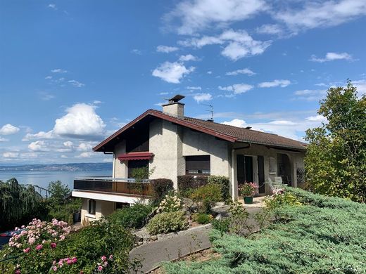 Villa en Évian-les-Bains, Alta Saboya